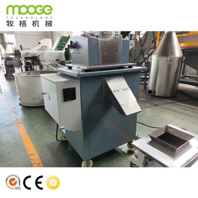 Machine de pelletisation de plastique PP PE contrôlée par PLC avec onduleur ABB